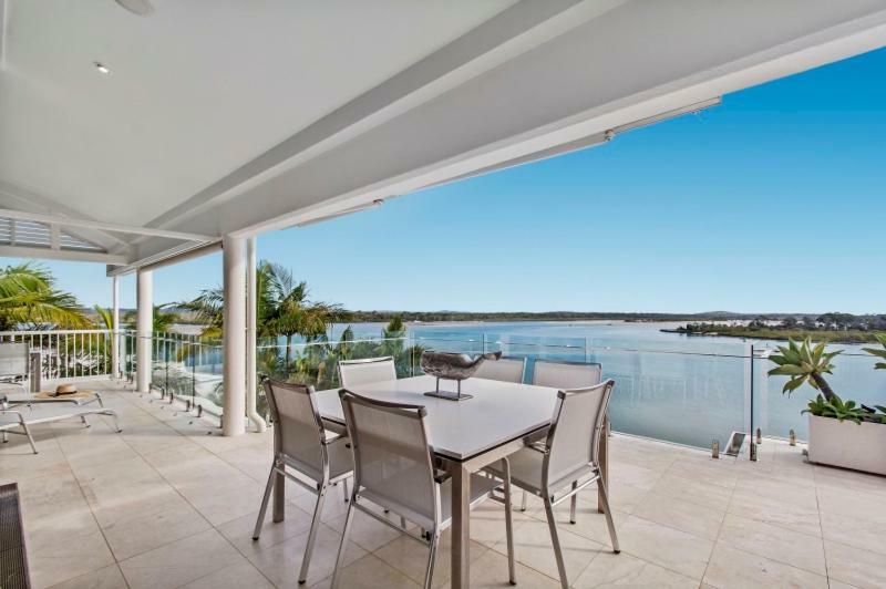 Noosa Quays Aparthotel Ngoại thất bức ảnh